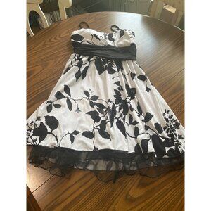 Speechless black white spaghetti strap party prom special occasion dress size L